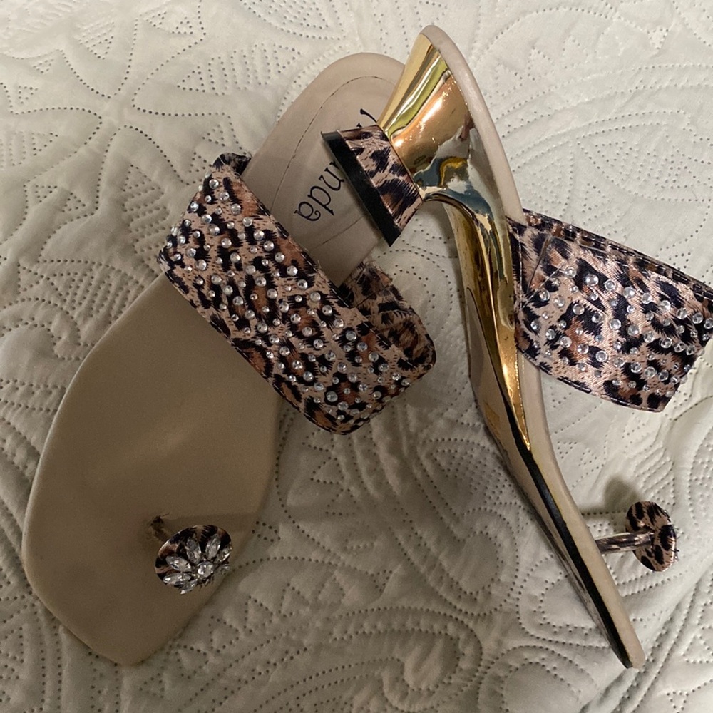 Princess heel, animal print, thong toe sandal